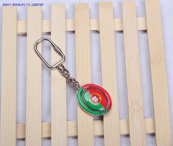 Epoxy keychain withPortugal logo