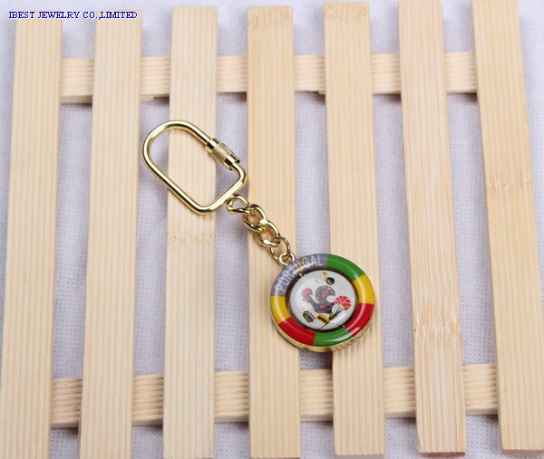 Epoxy keychain withPortugal logo