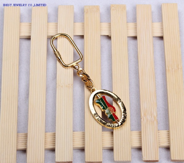 Epoxy keychain withPortugal logo