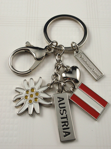 Key chain with Austria logo