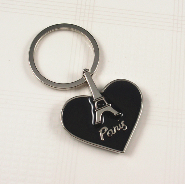 Souvenirs- Metal key chain with Paris logo