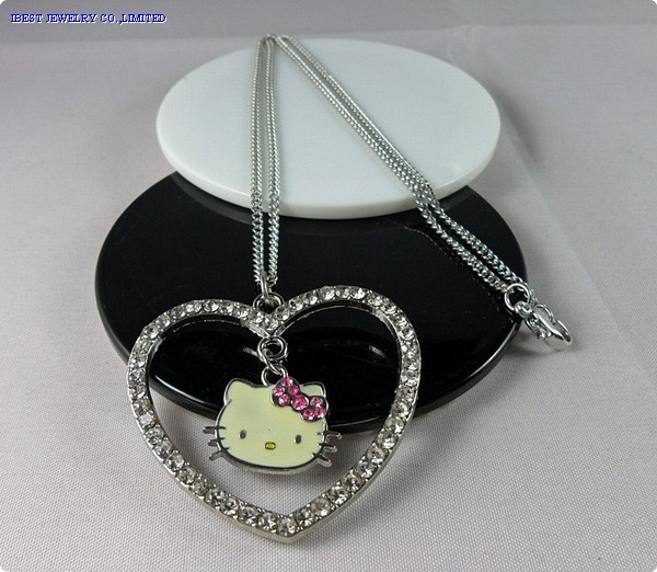 HELLO KITTY Rhinestones necklace