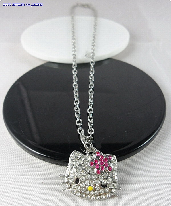 Hello kitty color enamel  metal necklace