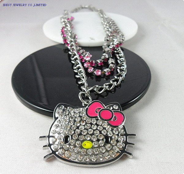 Hello Kitty Metal necklace