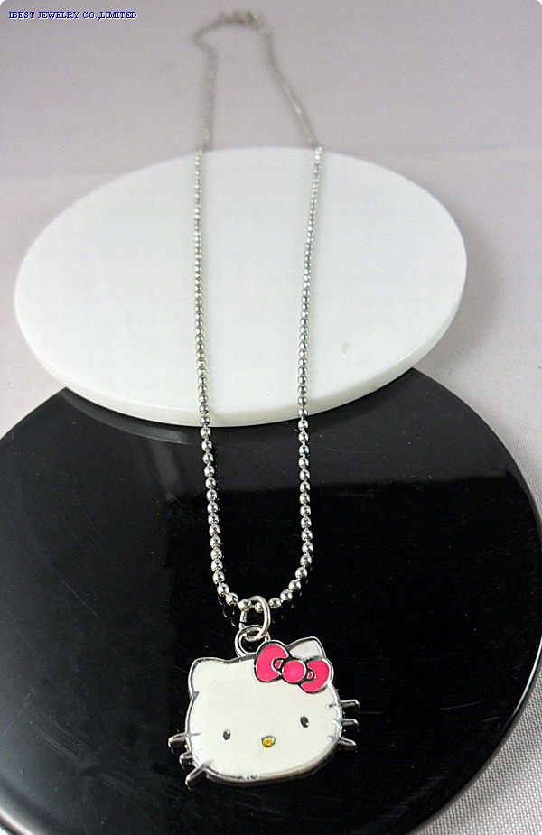 Hello Kitty Metal necklace