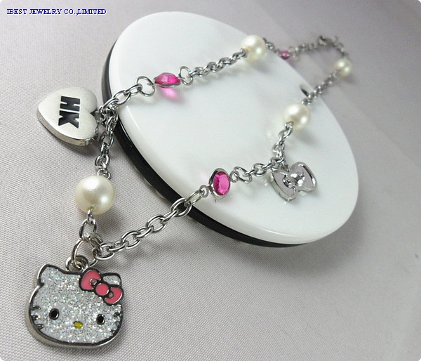 Hello Kitty Metal necklace