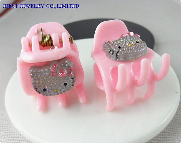 Hello Kitty plastic hair claw